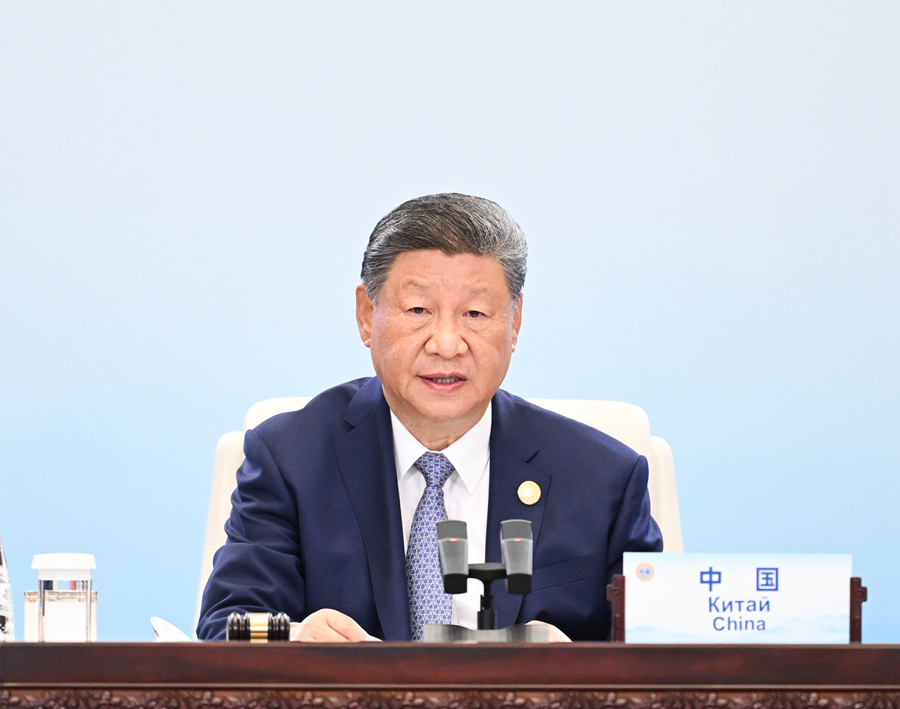 9月1日上午,上海合作組織成員國(guó)元首理事會(huì)第二十五次會(huì)議在天津梅江會(huì)展中心舉行。中國(guó)國(guó)家主席習(xí)近平主持會(huì)議并發(fā)表題為《牢記初心使命 開(kāi)創(chuàng)美好未來(lái)》的重要講話。 9月1日上午,上海合作組織成員國(guó)元首理事會(huì)第二十五次會(huì)議在天津梅江會(huì)展中心舉行。中國(guó)國(guó)家主席習(xí)近平主持會(huì)議并發(fā)表題為《牢記初心使命 開(kāi)創(chuàng)美好未來(lái)》的重要講話。